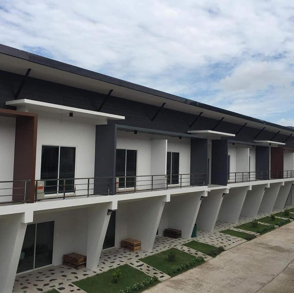 Makan Resort Kanchanaburi Exterior photo